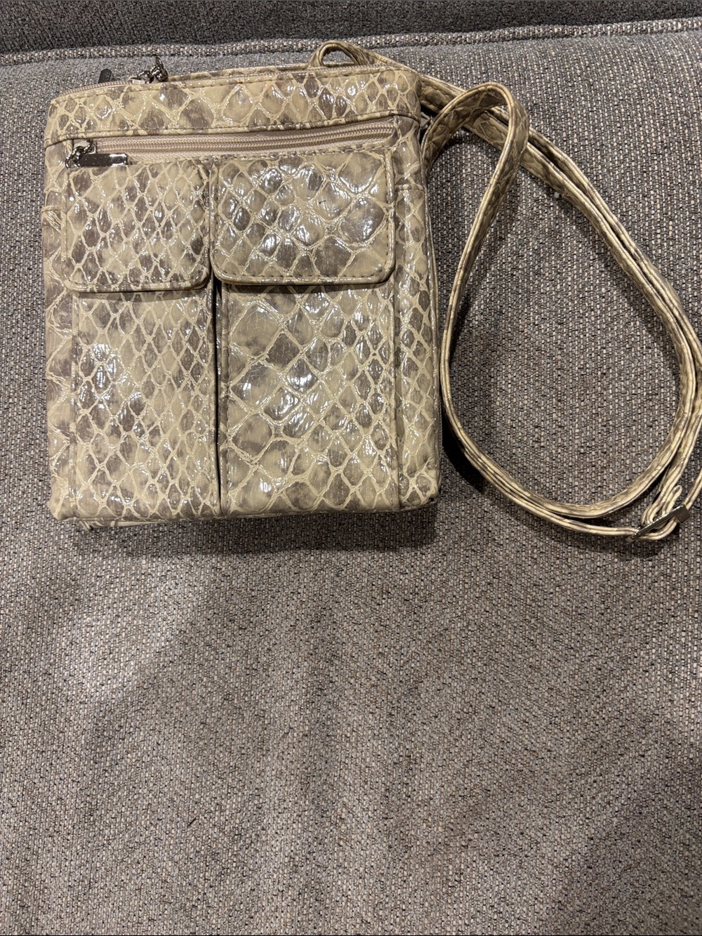 Stylish Neutral Snake-Embossed Crossbody Bag